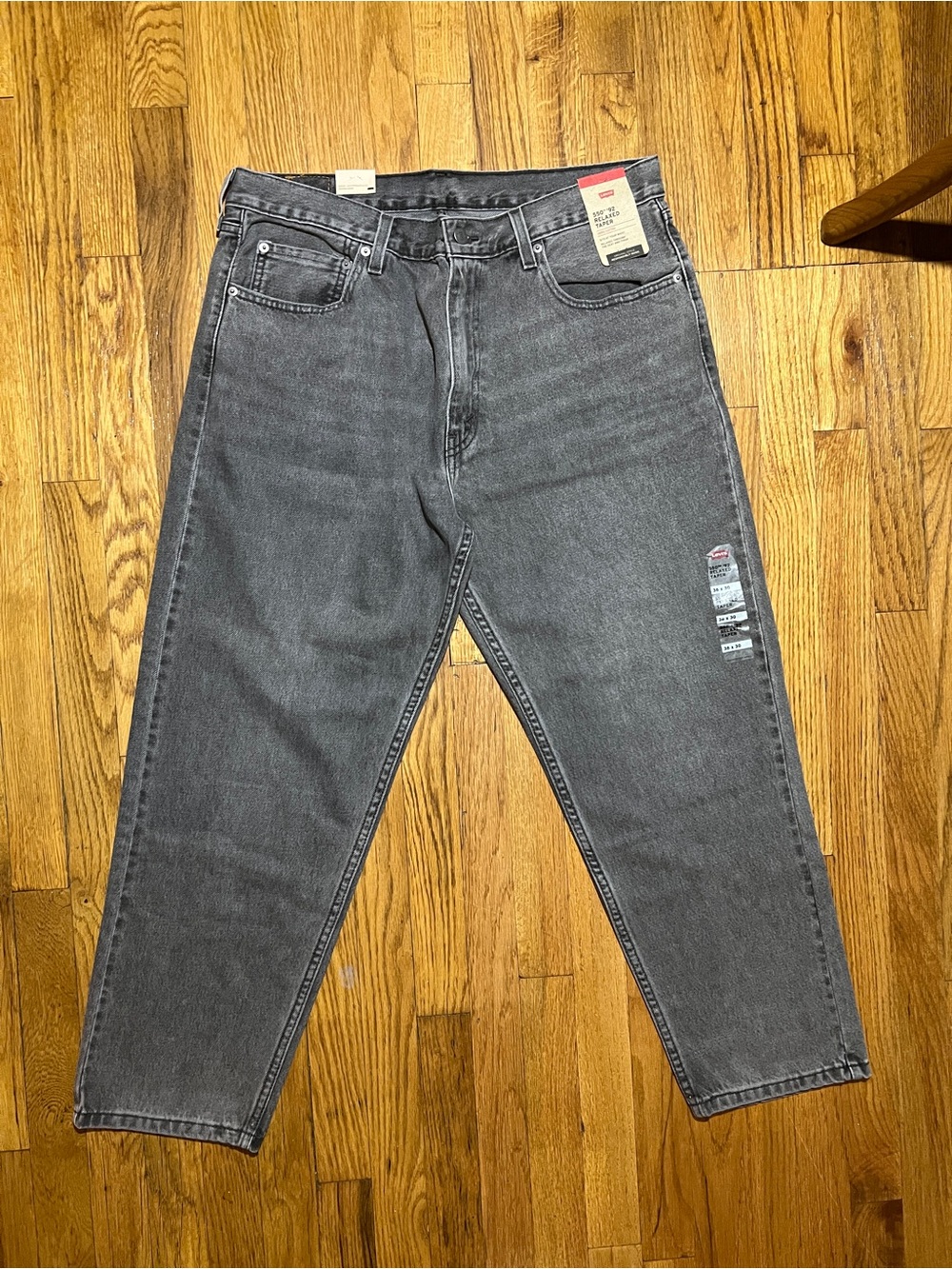 Levi’s Men’s Gray Dark Wash Denim ‘92 Relaxed Taper Mid Rise 5-Pocket Jeans 36”